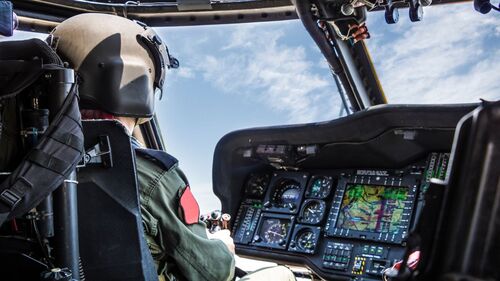 TFT Display Modules for Avionics: Enhancing Reliability and Performance in Modern Aircraft Systems